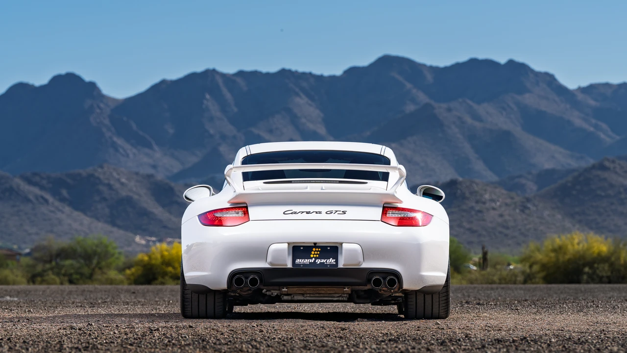 2011 Porsche 997 Carrera GTS - Image 19 of 31