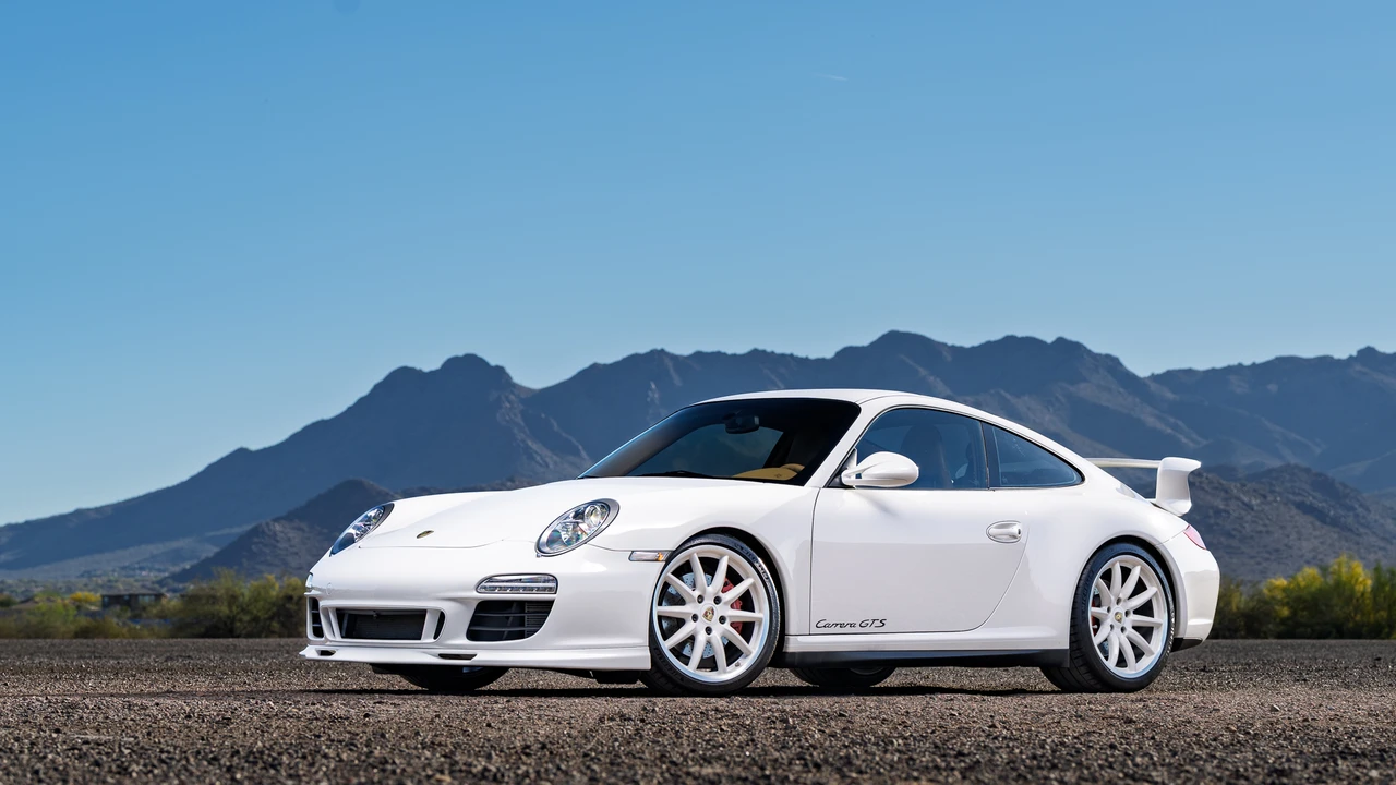 2011 Porsche 997 Carrera GTS - Image 3 of 31