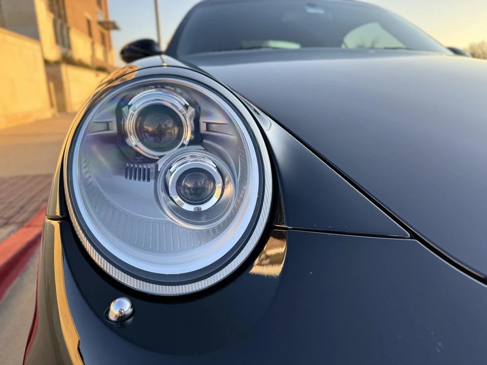 2011 Porsche 997 Turbo - Image 20 of 31