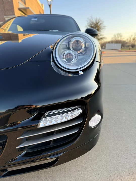 2011 Porsche 997 Turbo - Image 24 of 31