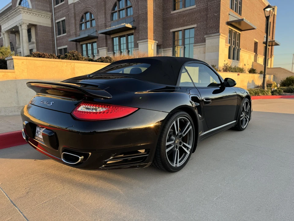 2011 Porsche 997 Turbo - Image 13 of 31