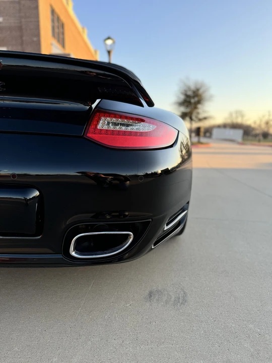 2011 Porsche 997 Turbo - Image 27 of 31