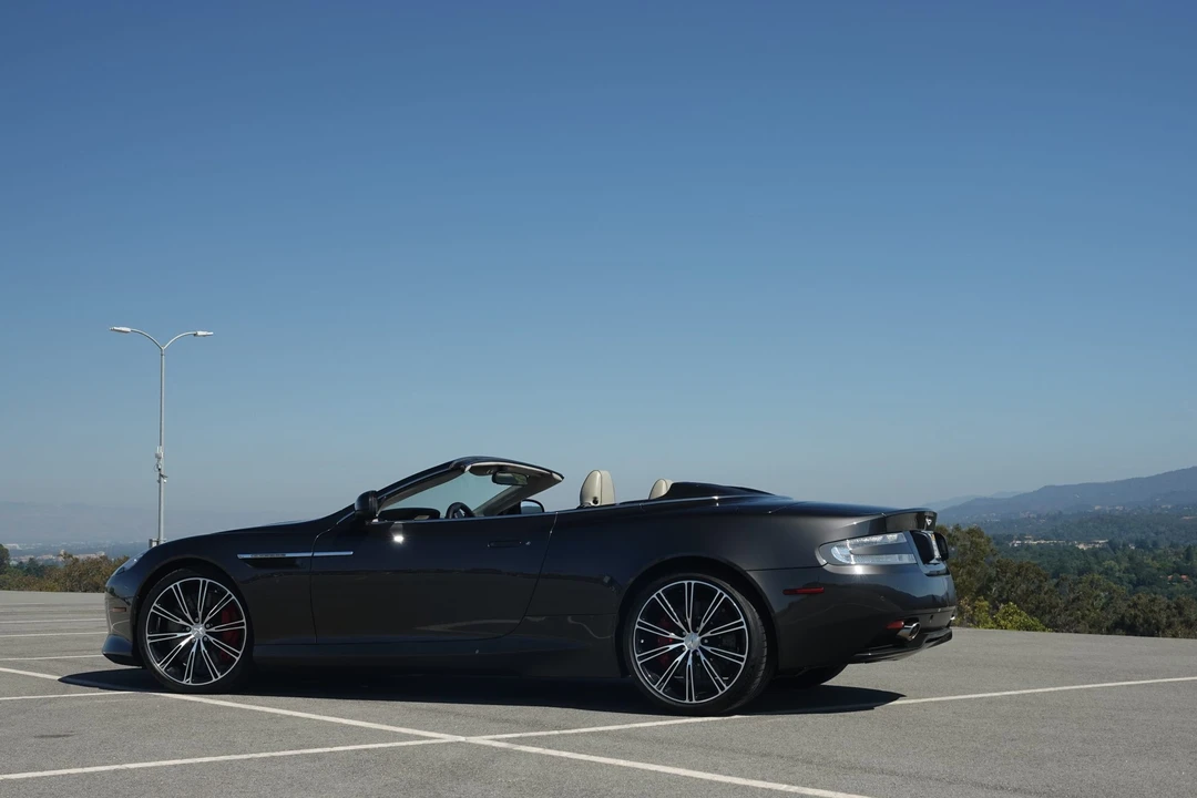 2012 Aston Martin Virage (2011-2012) - Image 4 of 31