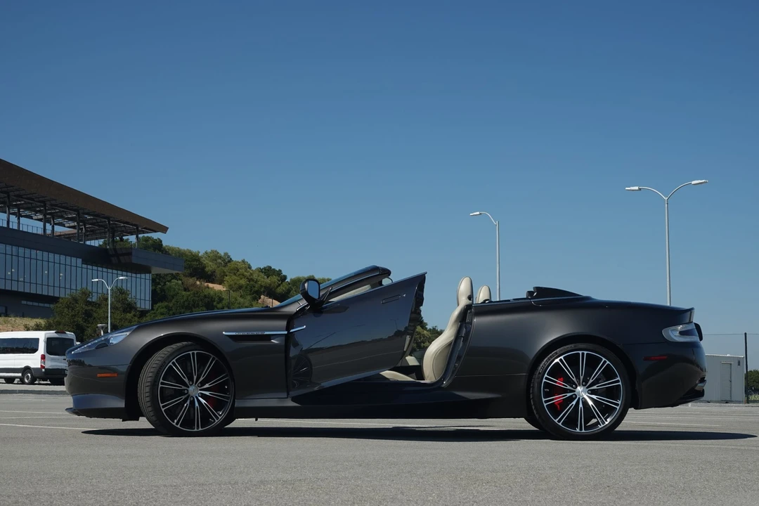2012 Aston Martin Virage (2011-2012) - Image 3 of 31