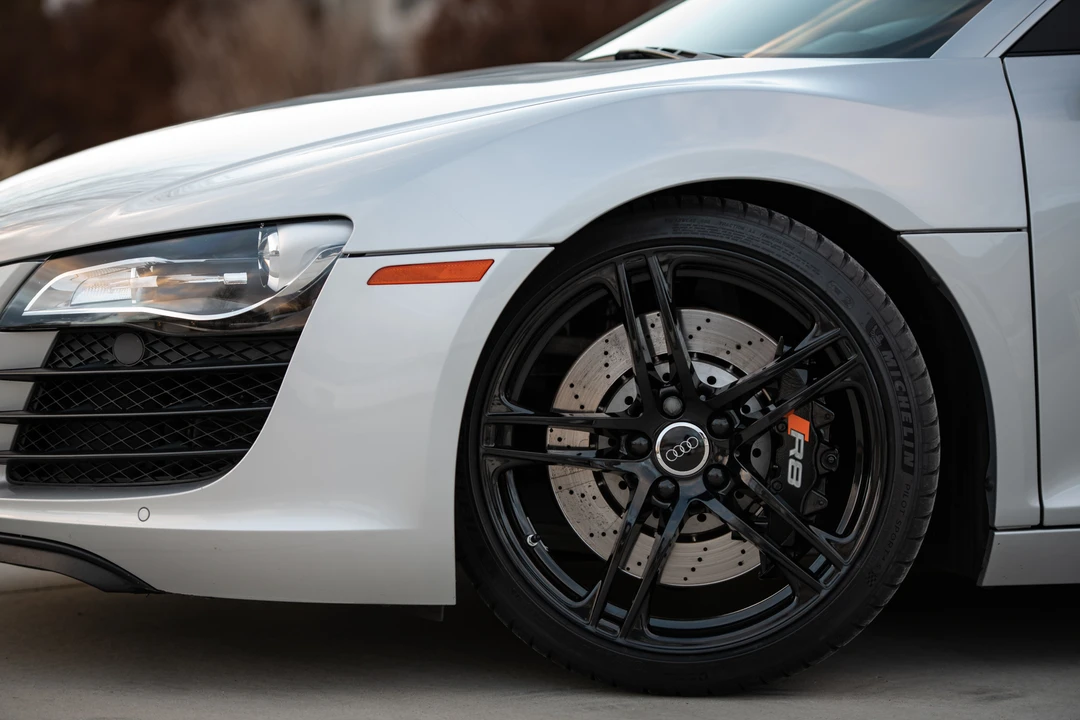 2012 Audi 42 R8 - Image 18 of 31
