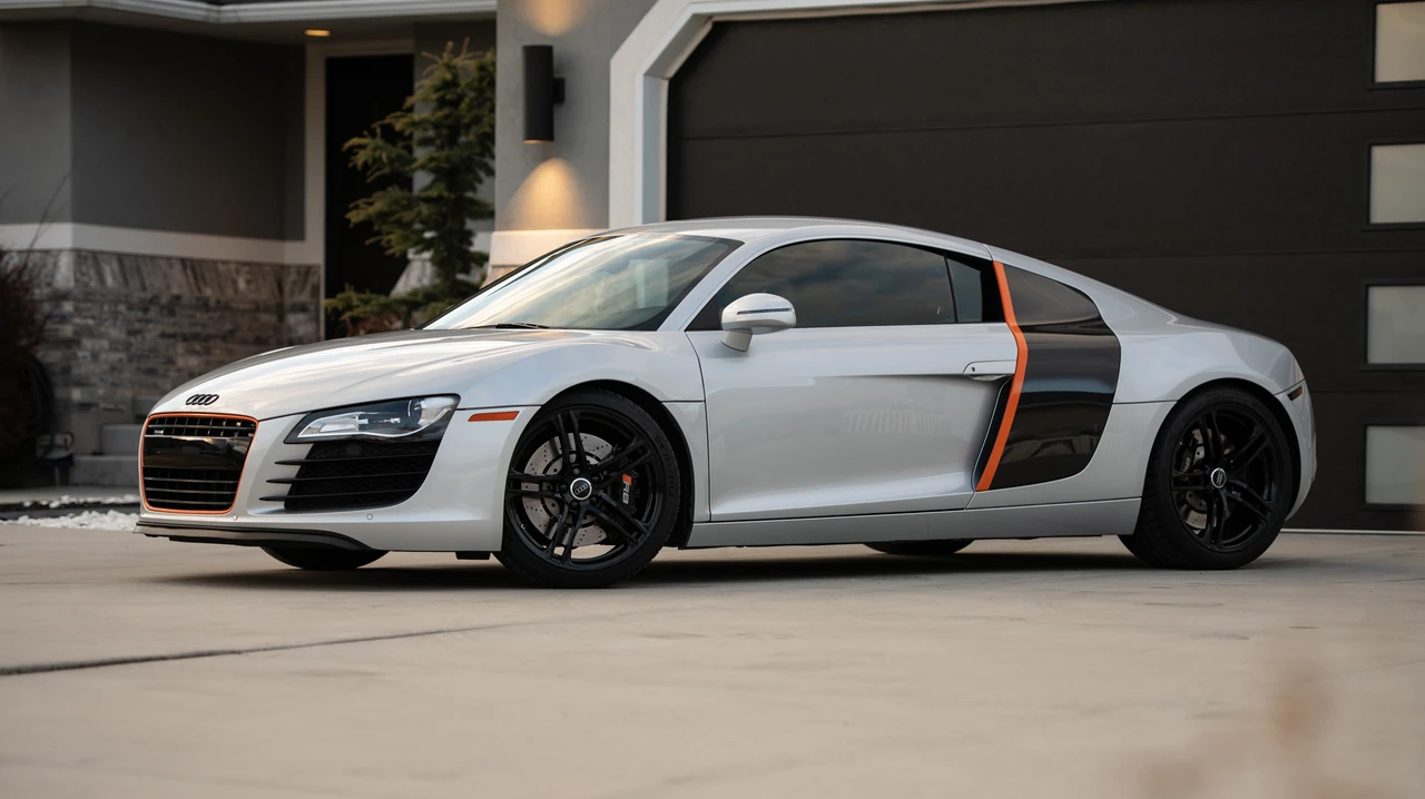 2012 Audi 42 R8 - Image 2 of 31