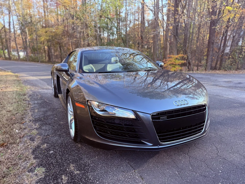 2012 Audi 42 R8 - Image 11 of 31