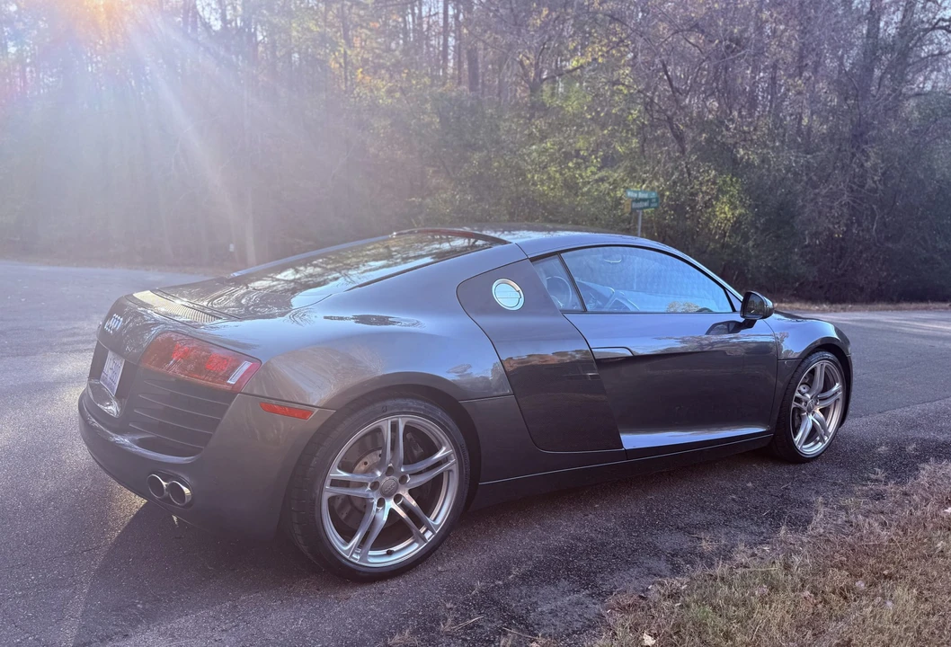 2012 Audi 42 R8 - Image 19 of 31