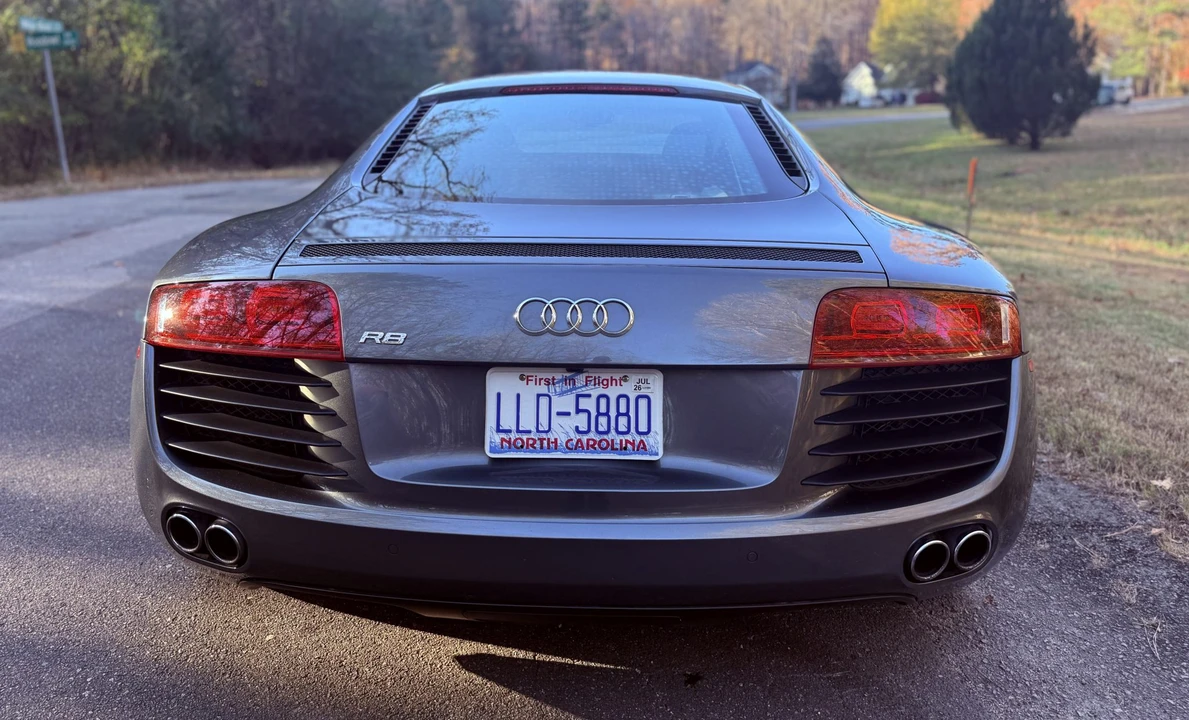 2012 Audi 42 R8 - Image 23 of 31