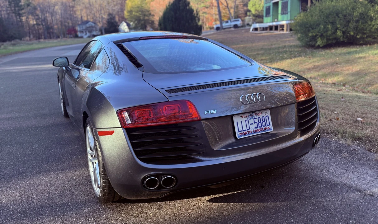 2012 Audi 42 R8 - Image 24 of 31