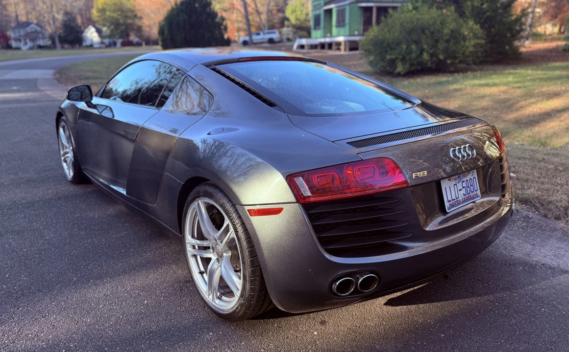 2012 Audi 42 R8 - Image 25 of 31