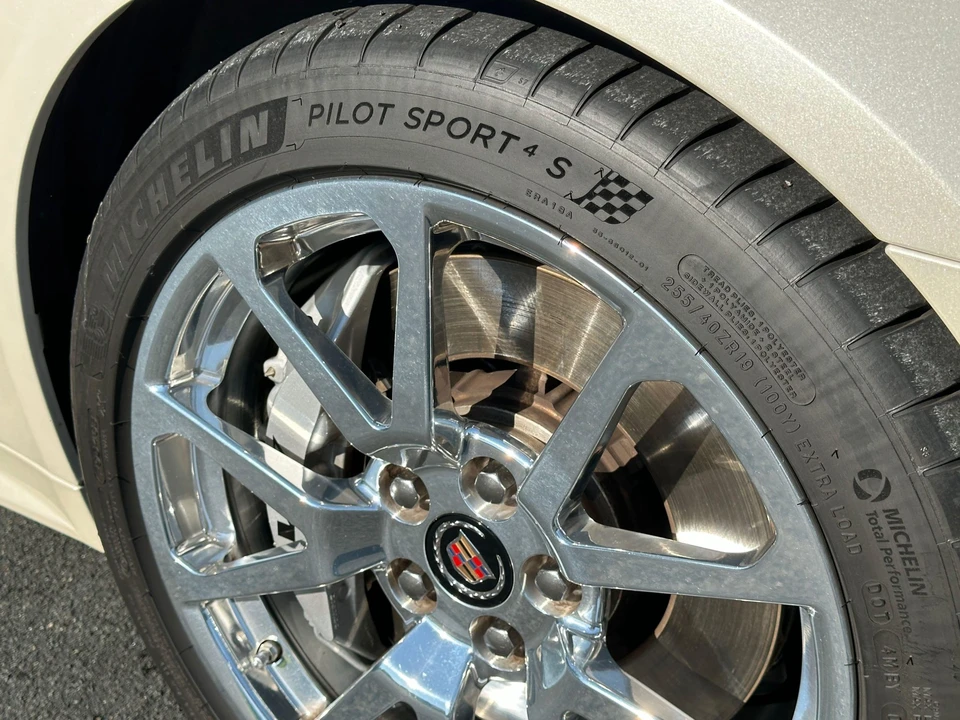 2012 Cadillac CTS-V 2nd Gen - Image 24 of 31