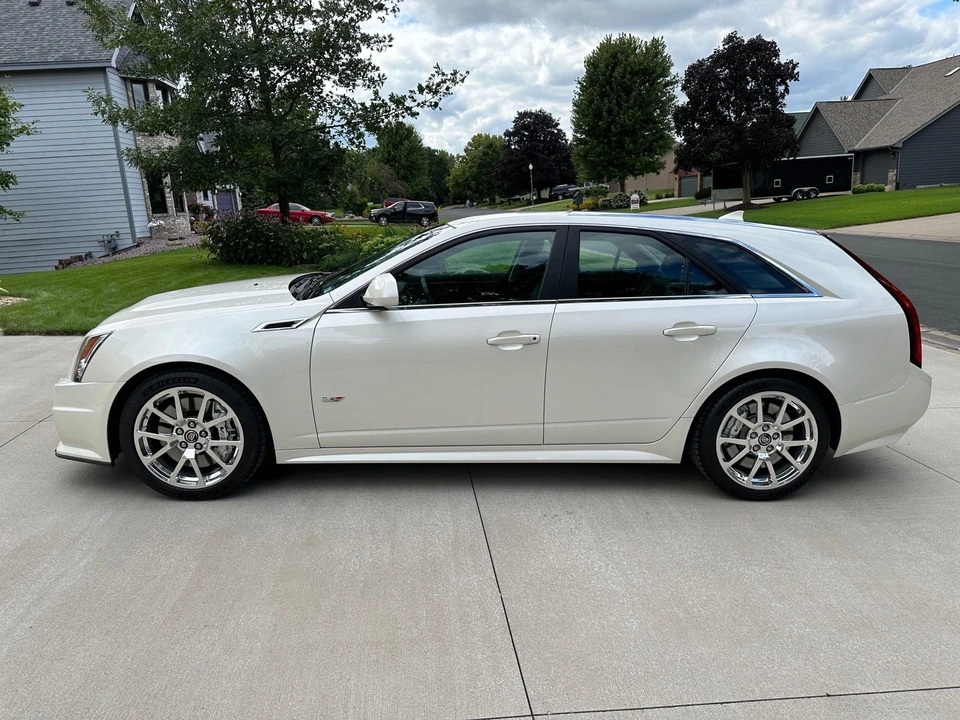 2012 Cadillac CTS-V 2nd Gen - Image 11 of 31