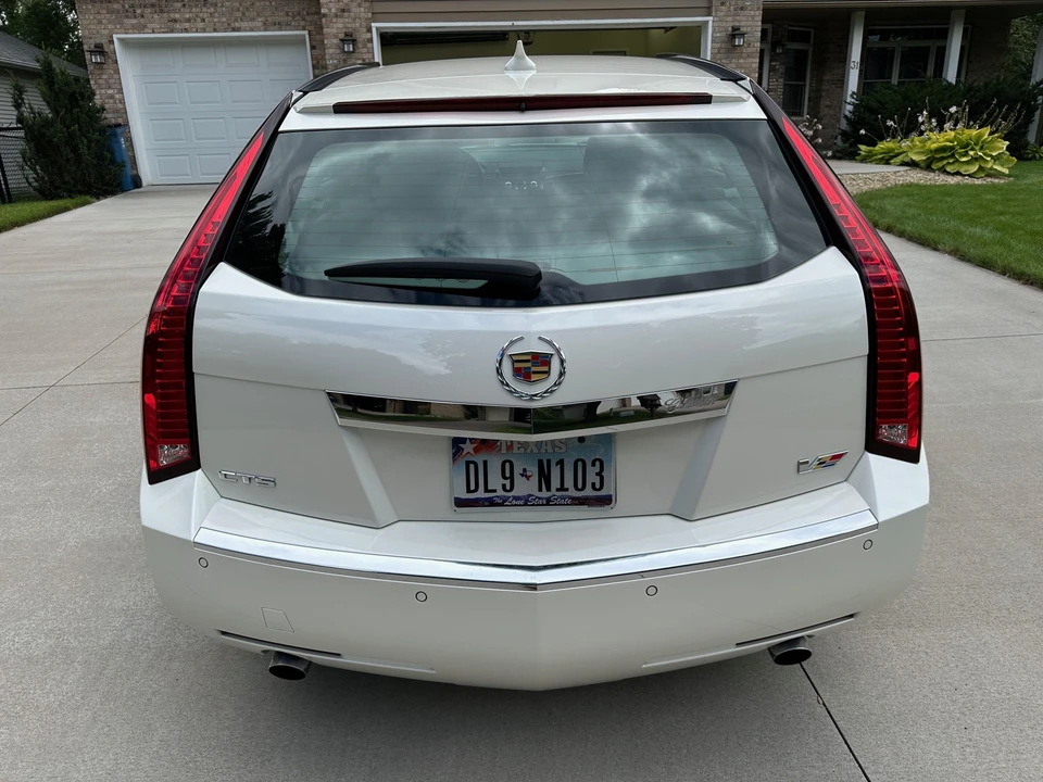 2012 Cadillac CTS-V 2nd Gen - Image 9 of 31