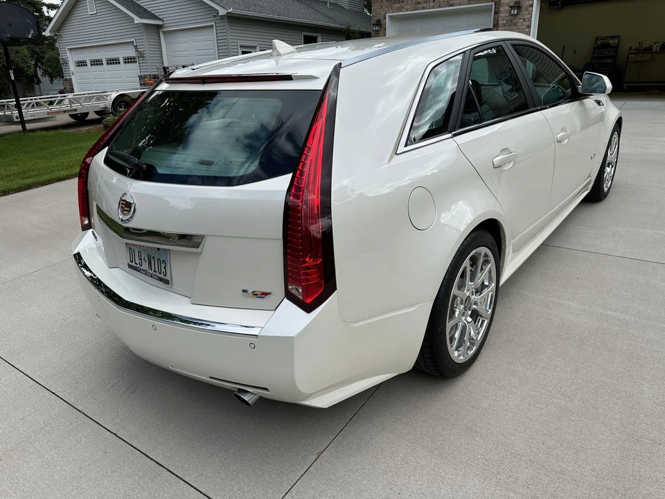 2012 Cadillac CTS-V 2nd Gen - Image 6 of 31