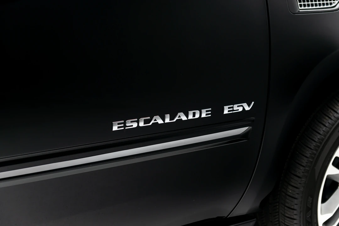 2013 Cadillac Escalade & EXT 3rd Gen - Image 25 of 31