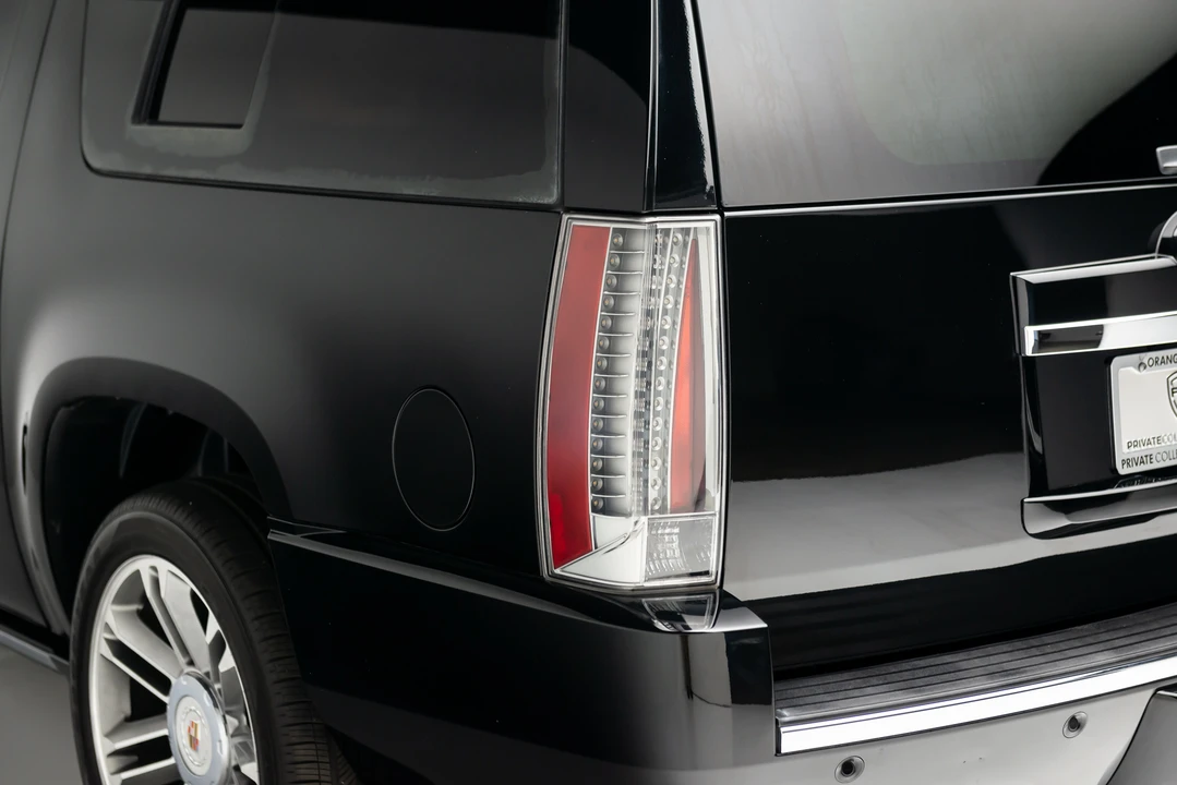2013 Cadillac Escalade & EXT 3rd Gen - Image 20 of 31