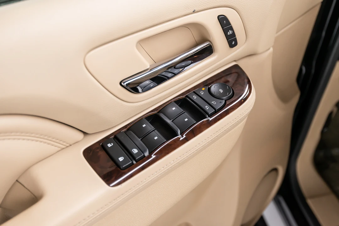 2013 Cadillac Escalade & EXT 3rd Gen - Image 31 of 31