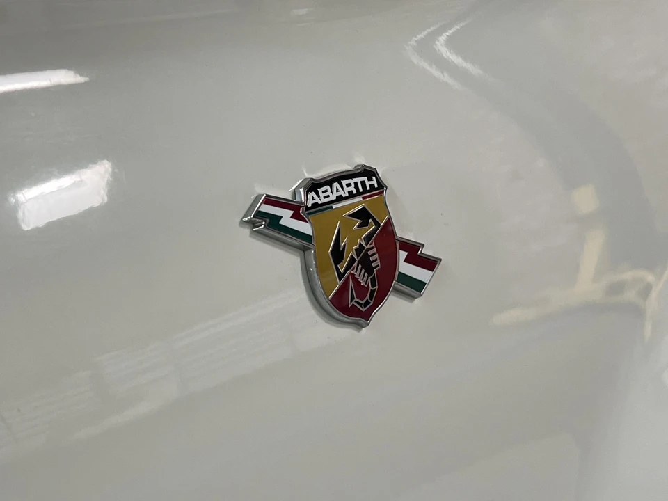 2013 Fiat Abarth 500 - Image 26 of 31