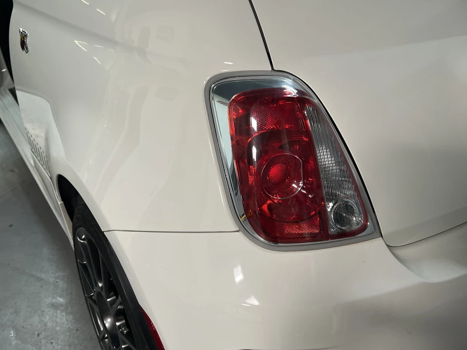 2013 Fiat Abarth 500 - Image 29 of 31