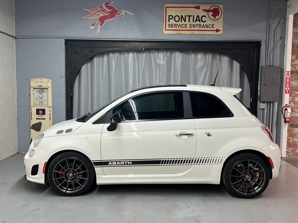 2013 Fiat Abarth 500 - Image 7 of 31