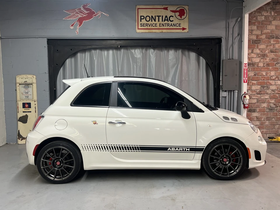 2013 Fiat Abarth 500 - Image 13 of 31
