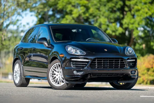 2013 Porsche Cayenne GTS