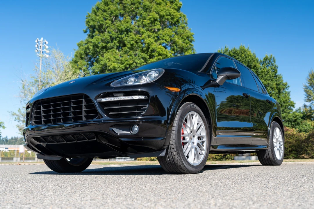 2013 Porsche 958 Cayenne GTS - Image 2 of 31