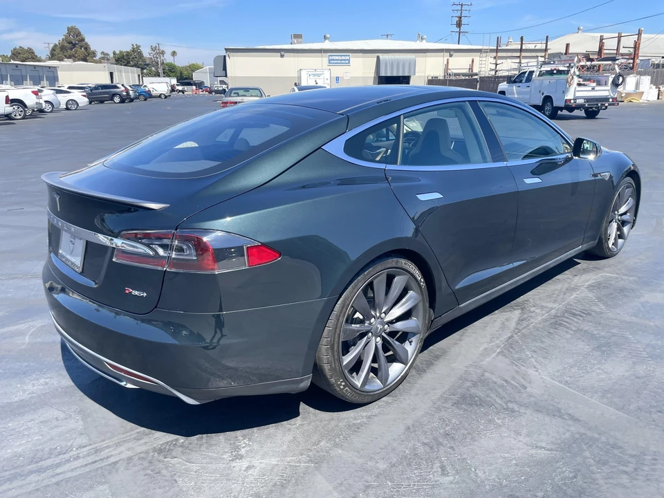 2013 Tesla Model S - Image 11 of 31