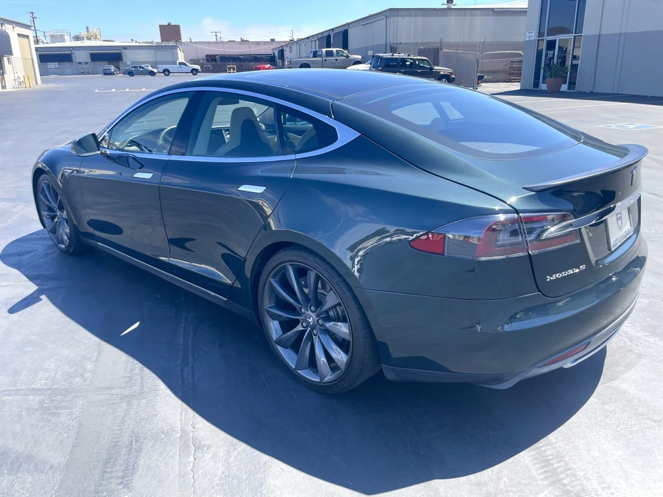 2013 Tesla Model S - Image 12 of 31