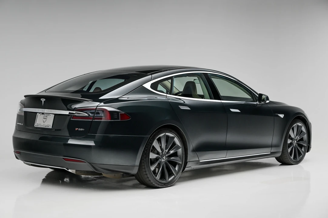 2013 Tesla Model S - Image 7 of 31