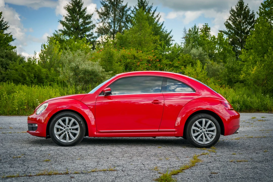 2013 Volkswagen A5 Beetle - Image 5 of 31