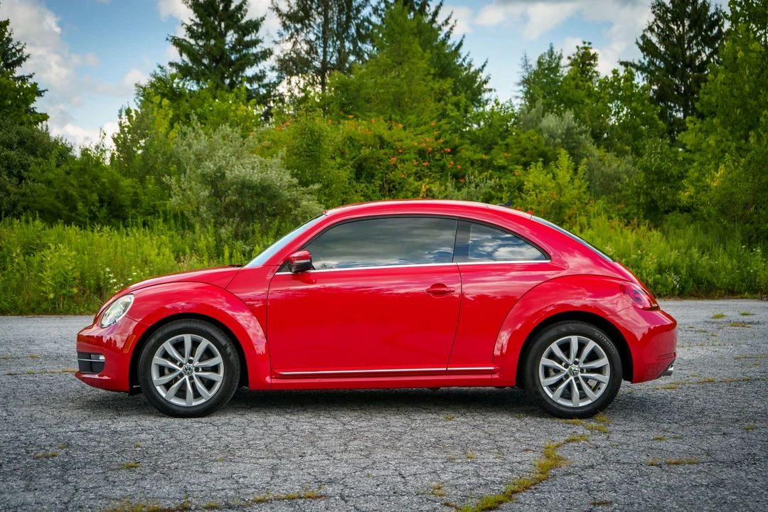 2013 Volkswagen A5 Beetle - Image 6 of 31