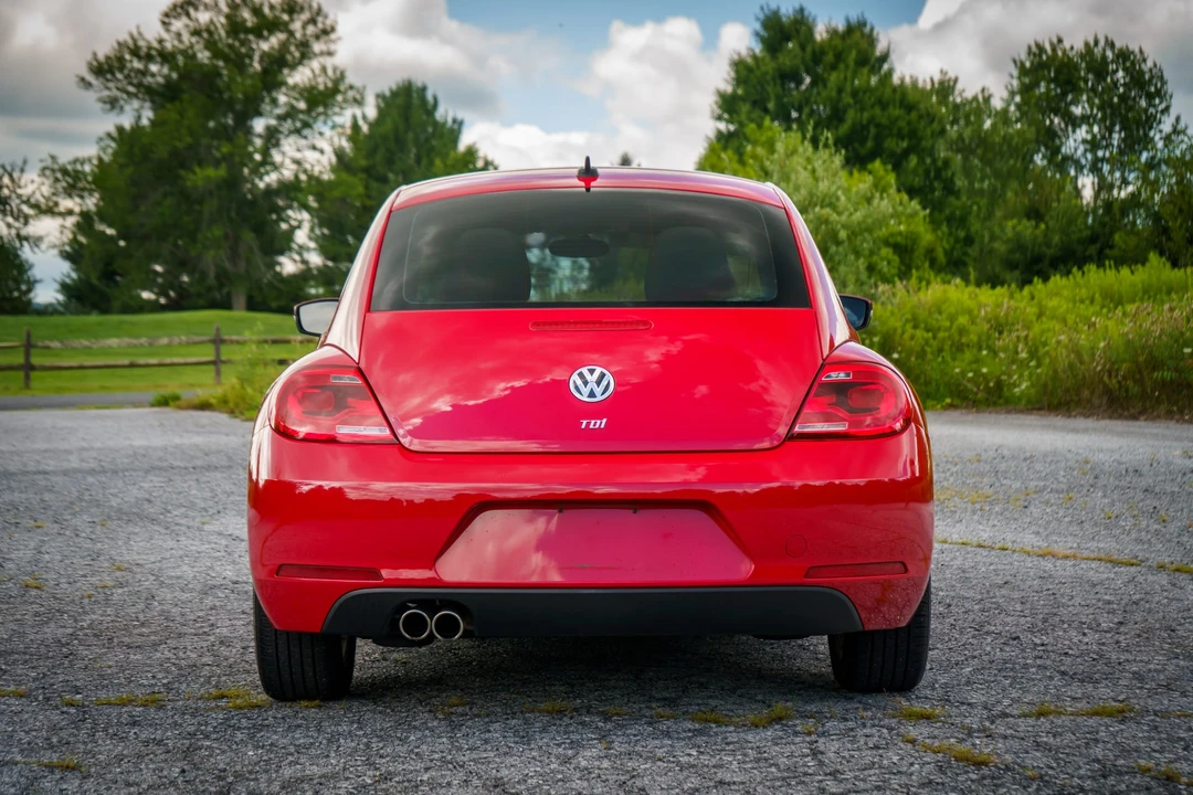 2013 Volkswagen A5 Beetle - Image 9 of 31