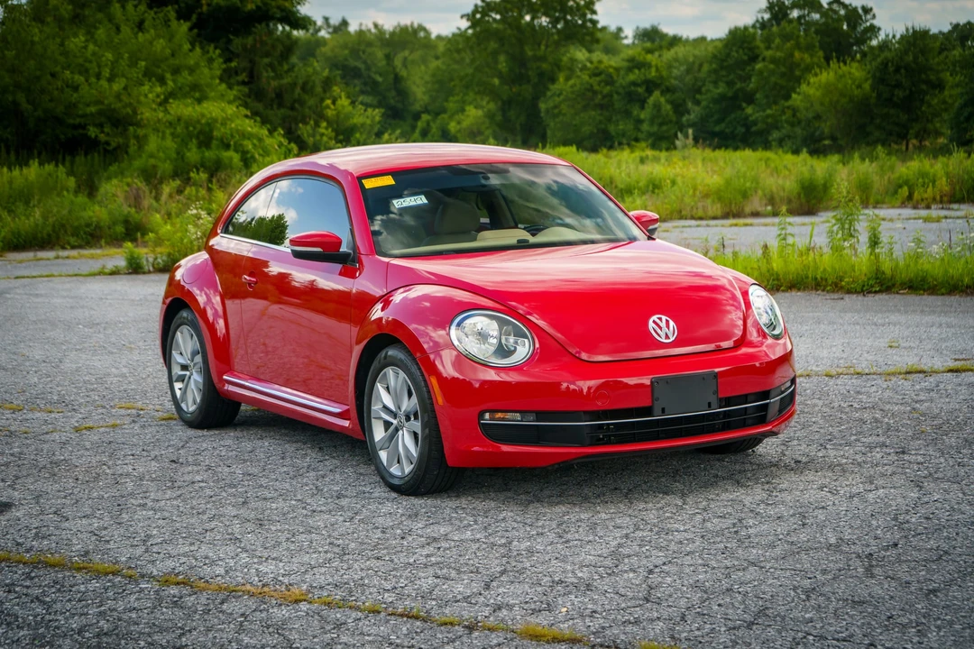 2013 Volkswagen A5 Beetle - Image 16 of 31
