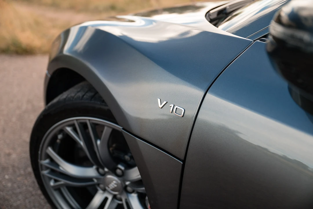 2014 Audi 42 R8 - Image 27 of 31
