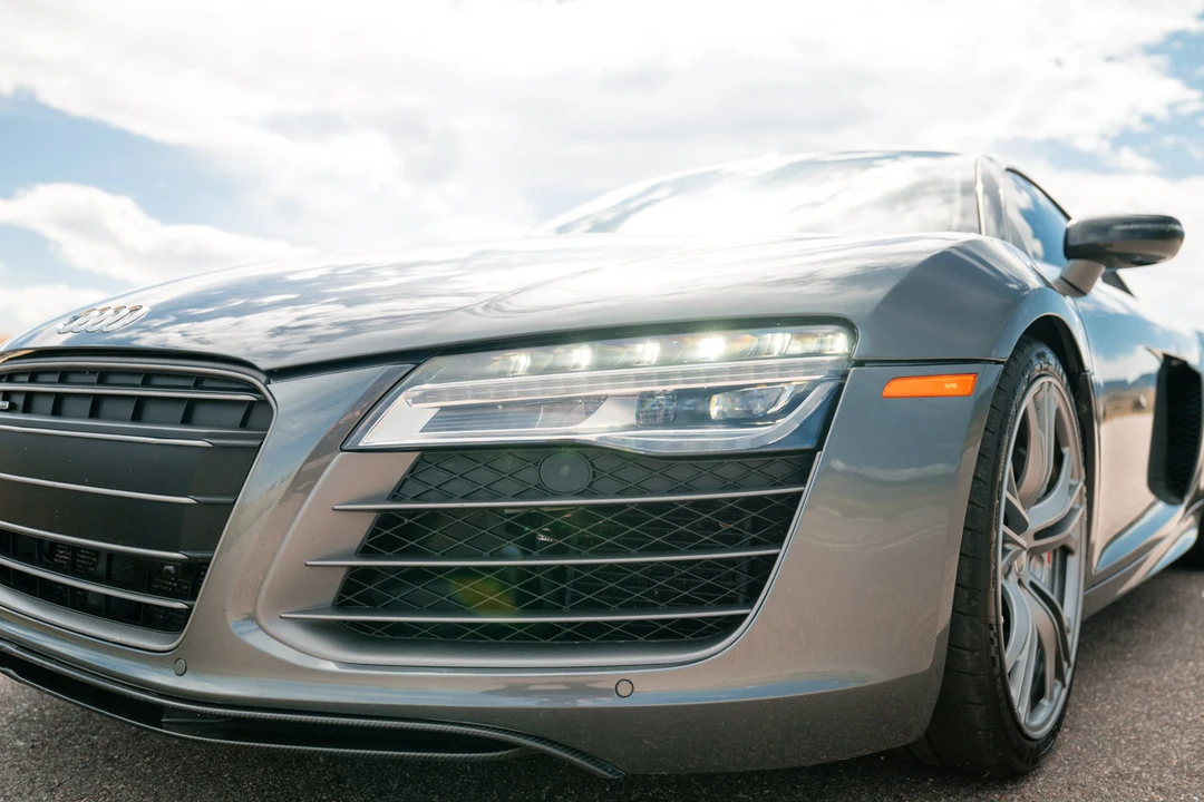 2014 Audi 42 R8 - Image 18 of 31