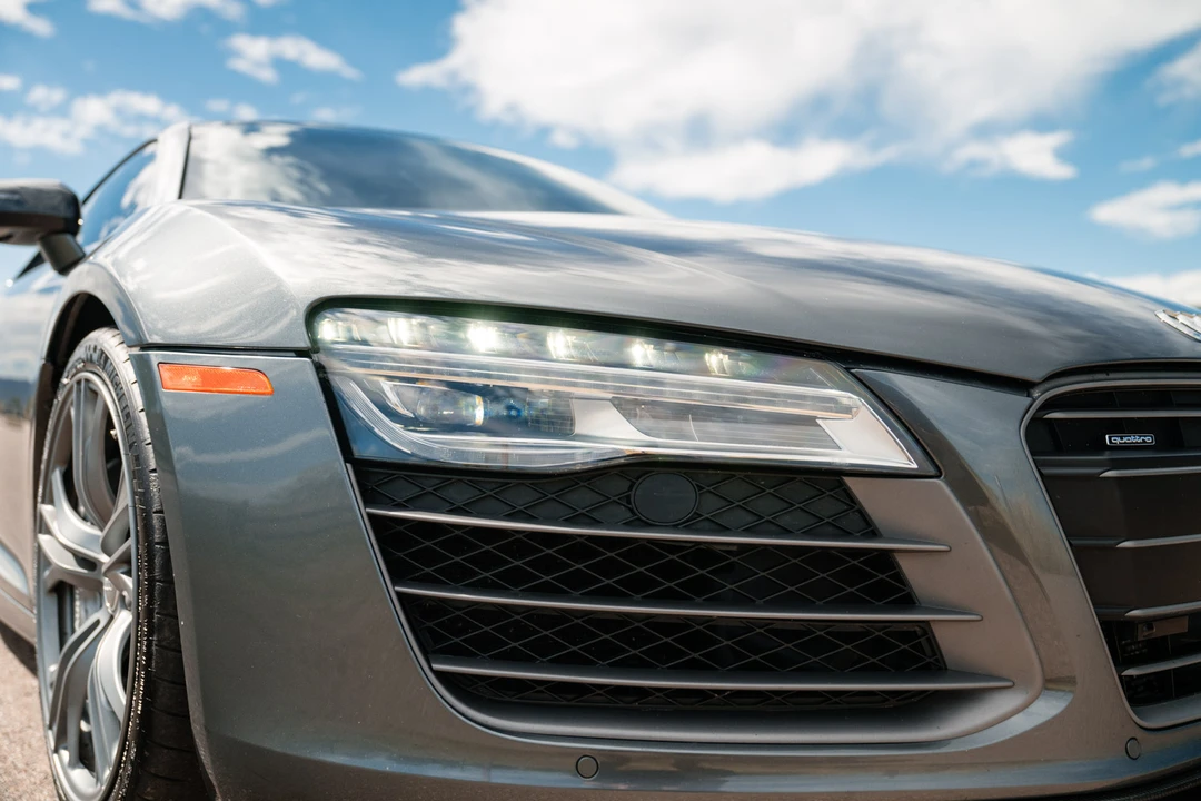 2014 Audi 42 R8 - Image 17 of 31