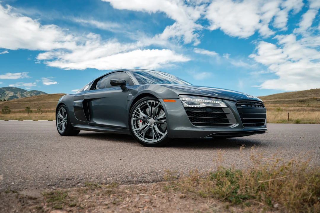 2014 Audi 42 R8 - Image 8 of 31