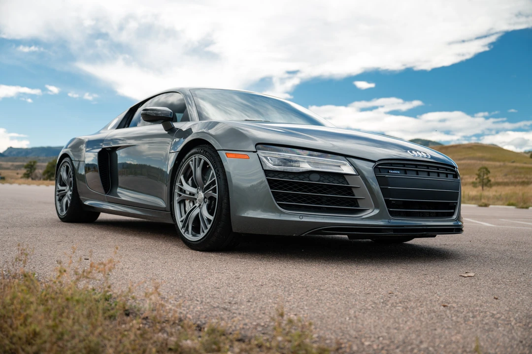 2014 Audi 42 R8 - Image 7 of 31