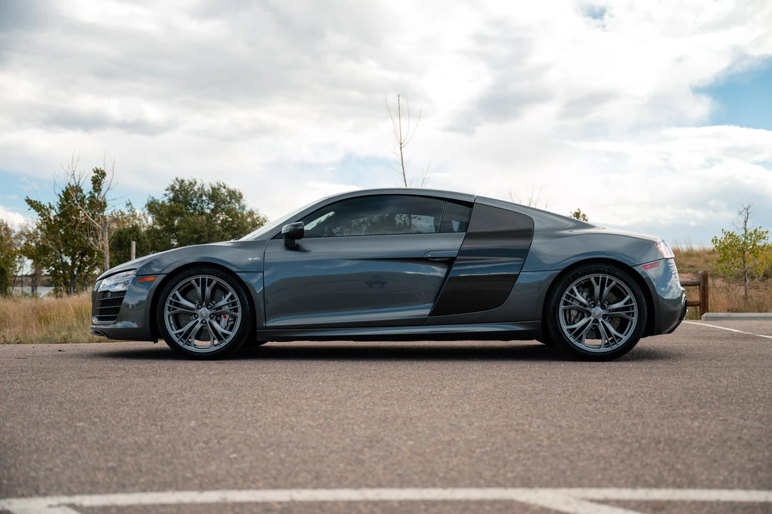 2014 Audi 42 R8 - Image 15 of 31