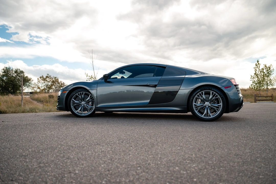 2014 Audi 42 R8 - Image 14 of 31