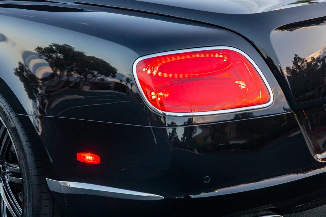2014 Bentley Continental GTC - Image 19 of 31