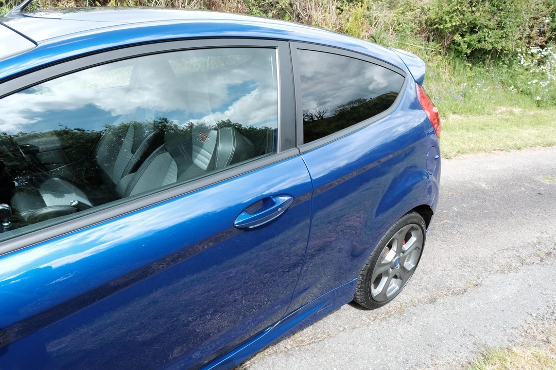 2014 Ford Fiesta - Image 16 of 31