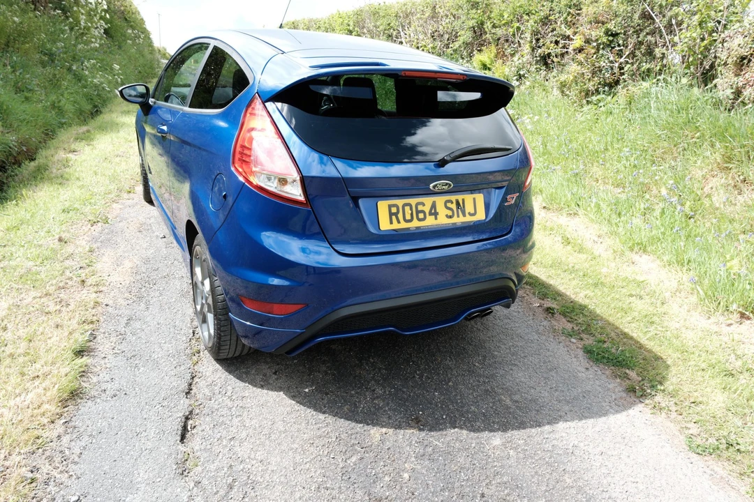 2014 Ford Fiesta - Image 8 of 31