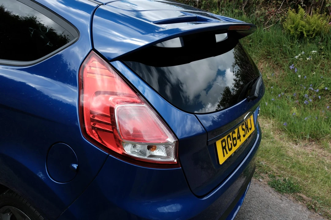 2014 Ford Fiesta - Image 21 of 31
