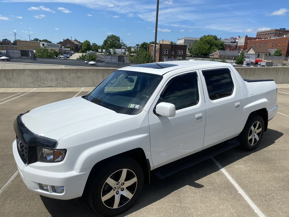 2014 Honda Ridgeline 1st Gen - Image 15 of 31