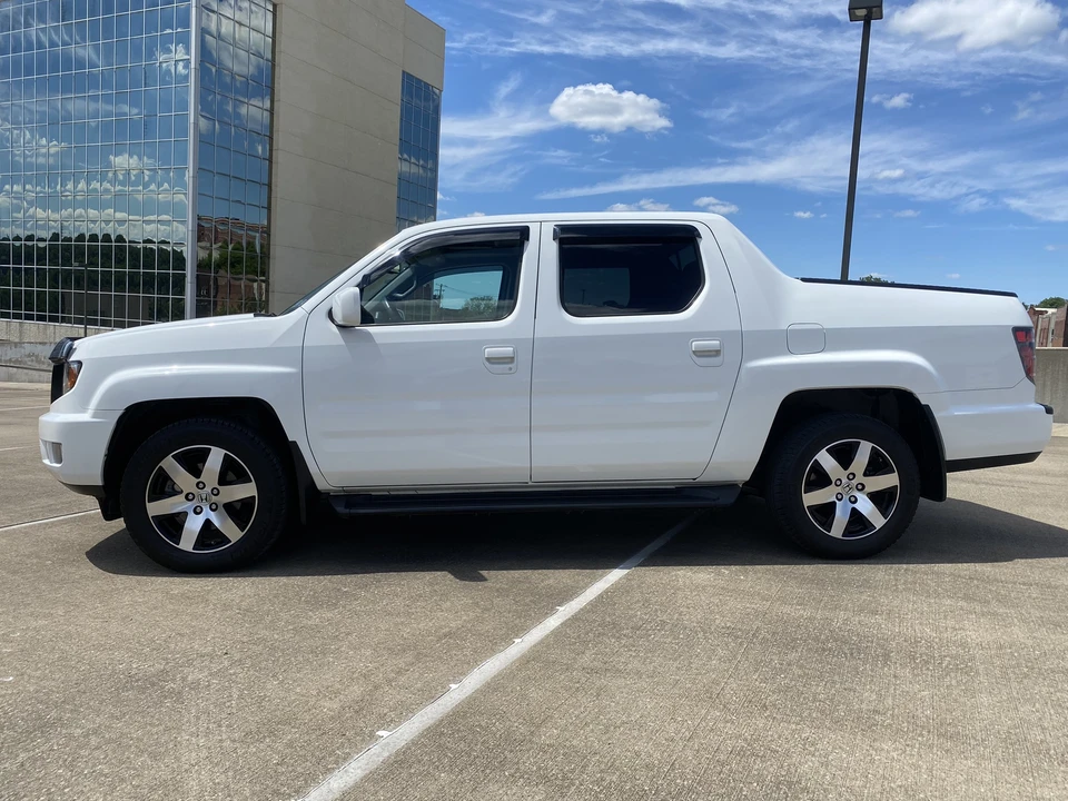 2014 Honda Ridgeline 1st Gen - Image 16 of 31