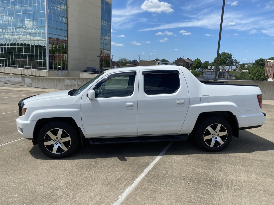 2014 Honda Ridgeline 1st Gen - Image 18 of 31