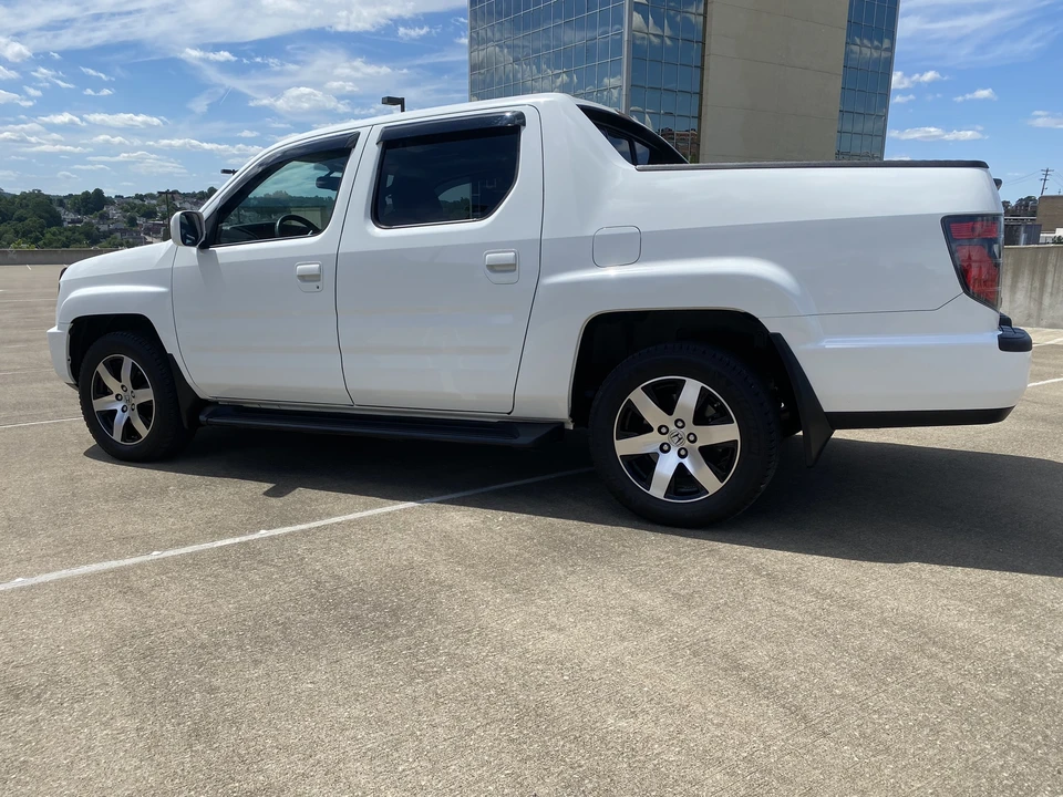 2014 Honda Ridgeline 1st Gen - Image 20 of 31